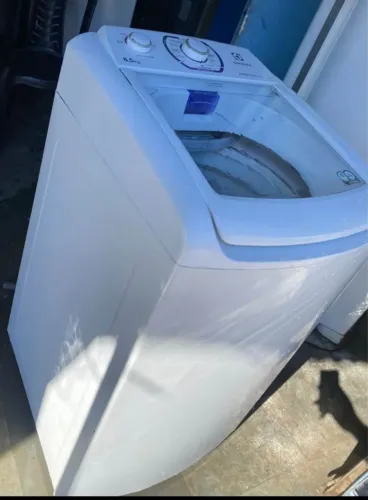 Máquina Electrolux turbo capacidade 8,5 kg entrego