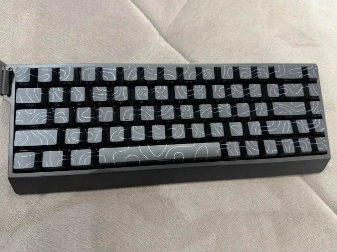 Teclado Gamer Magnético MER-68 CAROTMAS 8000hz Rgb