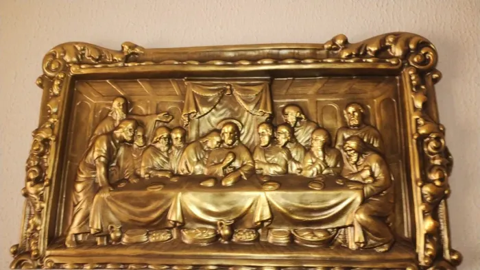 Santa ceia de gesso em 3D