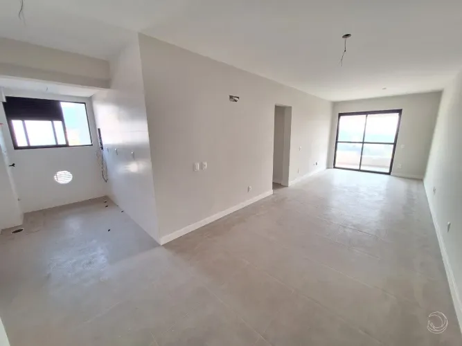Apartamento de 03 quartos sendo 01 suíte no bairro Saco Grande