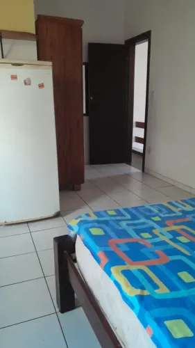 Kitnet alugo Itapuã - R$ 1.400,00 incluindo ÁGUA e LUZ (N. 09 primeiro andar)