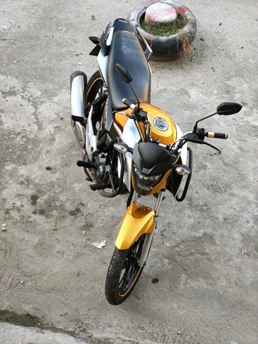 Vendo CG Titan.