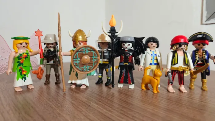 Lote Playmobil 8 unidades variadas 