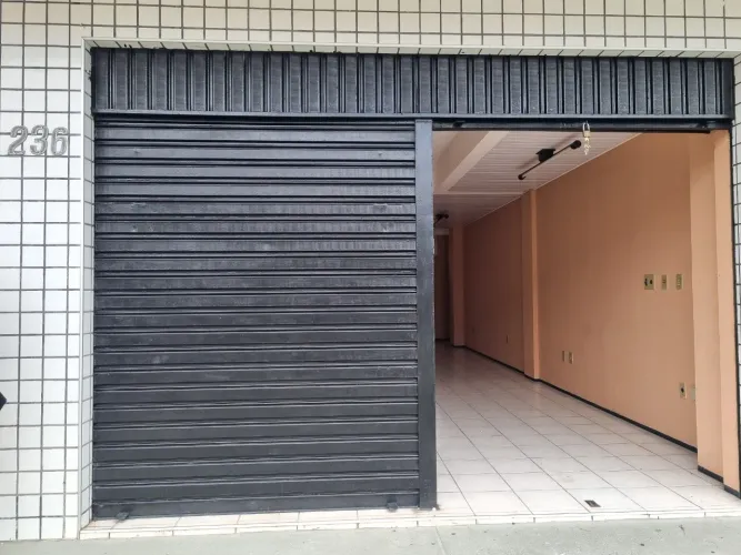 Loja Térrea com banheiro área 38,85 m² no Pan Americano