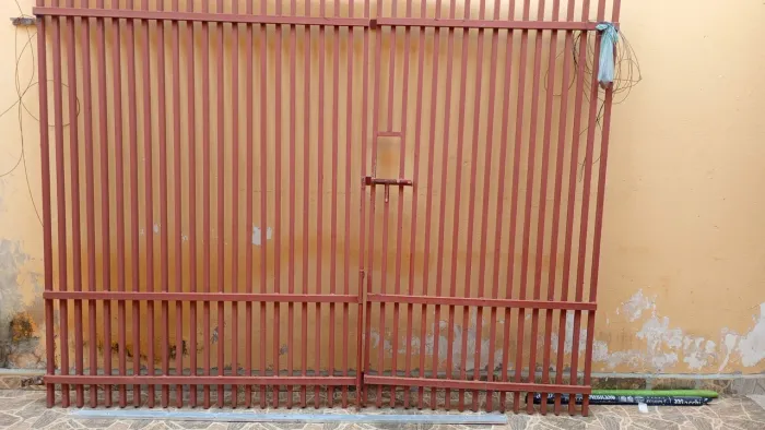 Portão de garagem 450,00