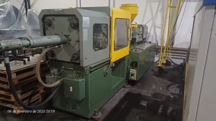 Máquina Injetora Demag Stubbe S160