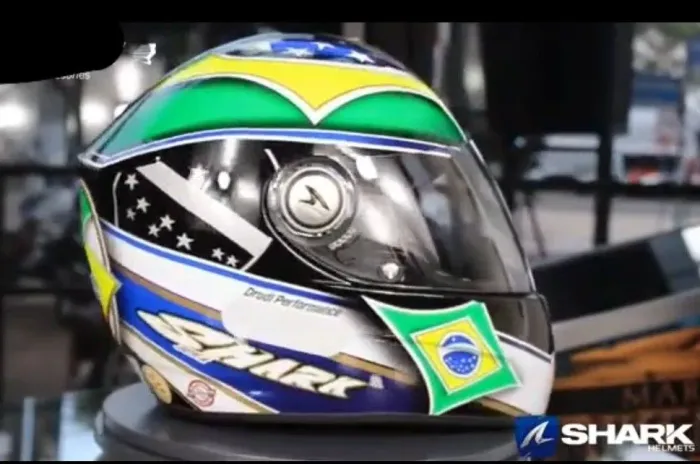 CAPACETE SHARK