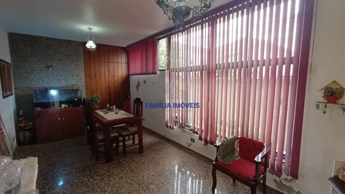 Sobrado à venda com 3 quartos no Boqueirão Santos/SP