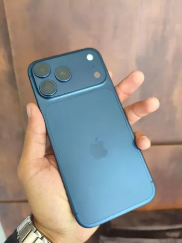 iPhone 17 Pro Max 256GB Azul - 100% Bateria | Garantia
