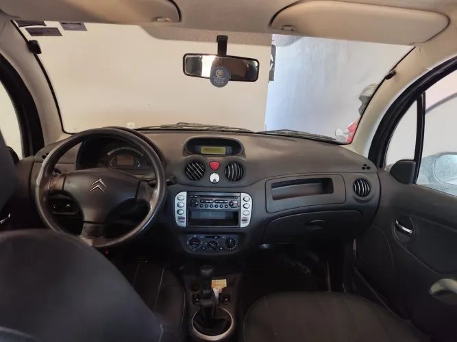 Citroen C3 GLX 1.4/ GLX Sonora 1.4 Flex 8V 5P 2011