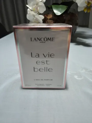 Perfume Lancome La Vie Est Belle