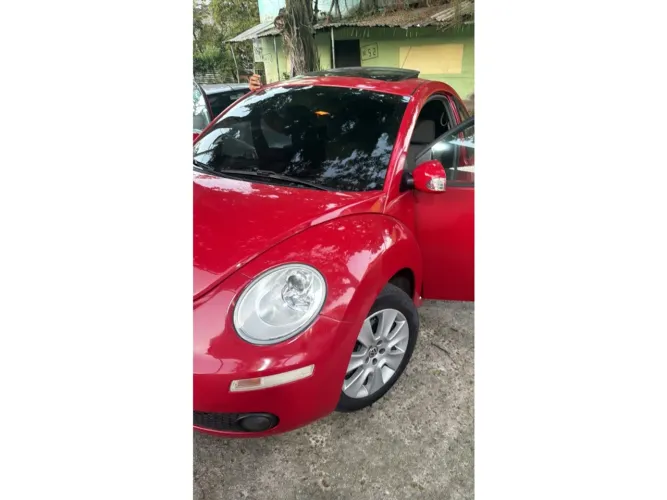 Volkswagen New Beetle 2.0 MI Mec./aut. 2010