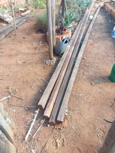 Caibro e linha e porta 