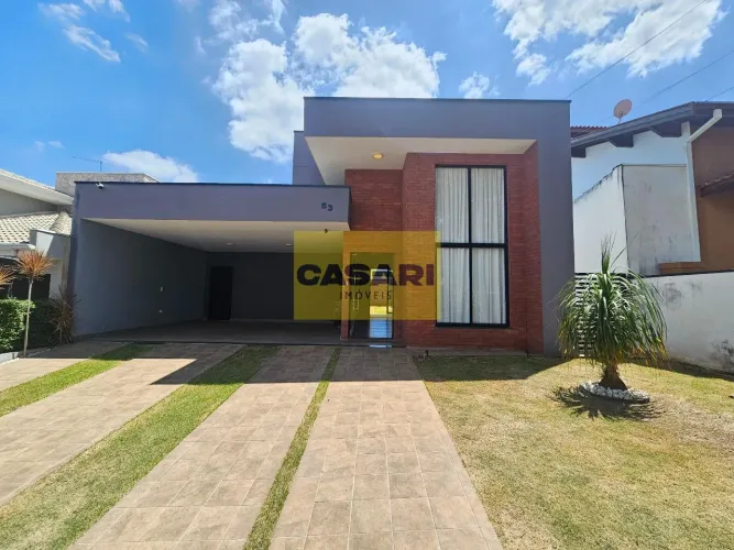 Casa em Condomínio 200 m² a Venda em Boituva/SP.