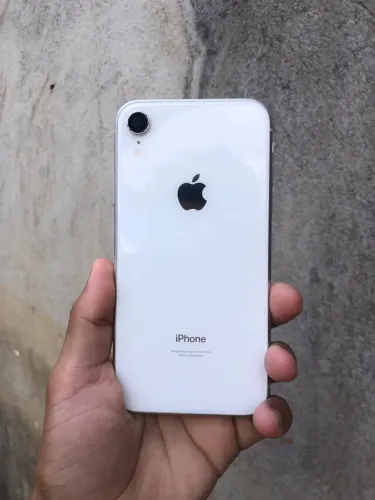 iPhone XR