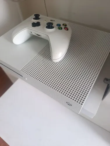 Exbox OneS 1 tera 