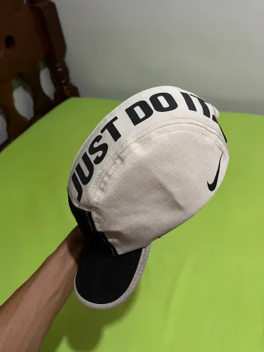 Boné da Nike pra venda