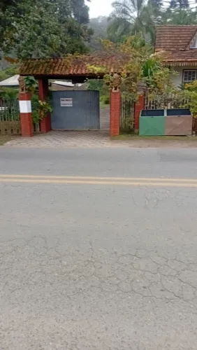 Chácara com duas casas