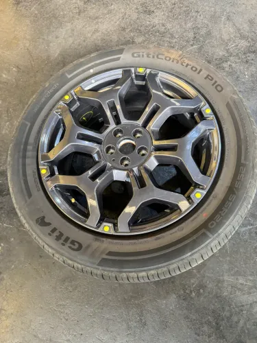 04 pneus novos Giti 255/55/20