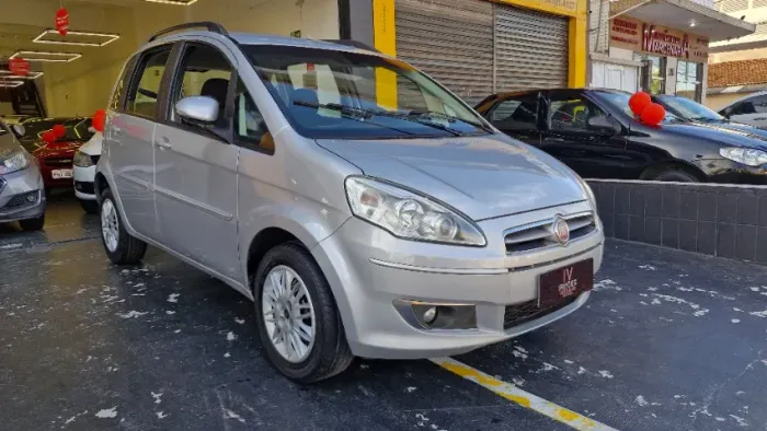 Fiat Idea Attractive 1.4 Fire Flex 8V 5P 2014