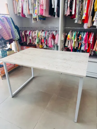 Mesa apoio/jantar
