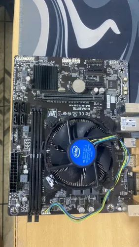 Kit Upgrade Intel Core i5 + Placa-mãe Gigabyte GA-H110M-H DDR4 (Usado)"