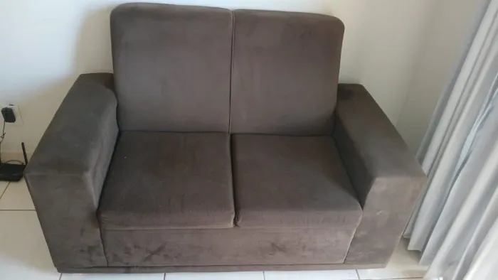 Sofá 2 lugares quase novo