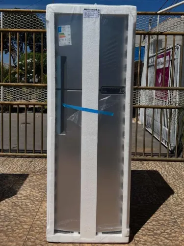 Geladeira Brastemp 375 litros inox 