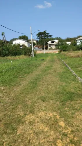 Terreno no centro de pedra de Guaratiba 
