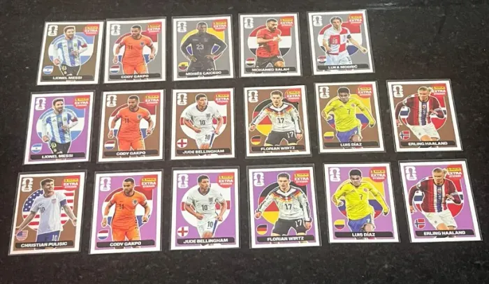 Lote 17 Figurinhas Extras Copa 2026 - Messi Gold no Lote Originais