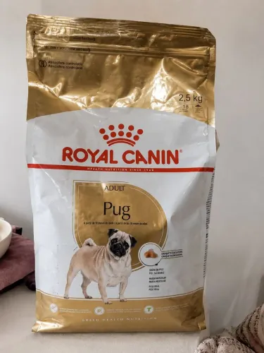 Ração Royal Canin Pug Adulto 2,5kg - Lacrada