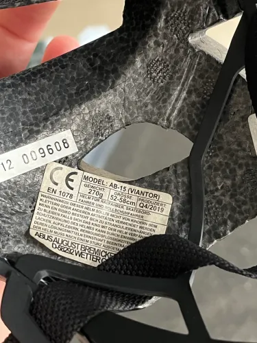 Capacete Abus Viantor extremamente novo