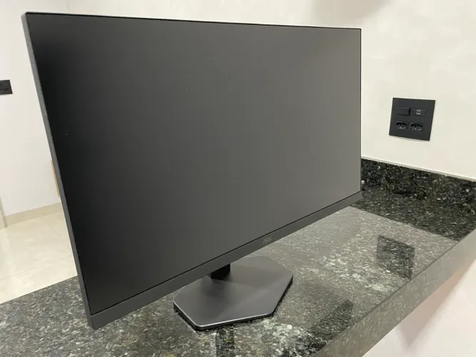Monitor Aoc 27 180hz