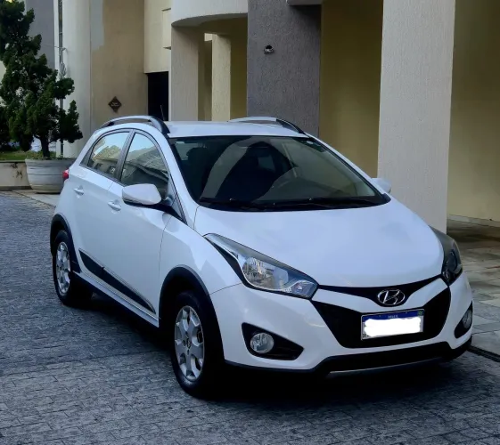 Hyundai HB20X Premium 1.6 Flex 16V Aut. 2014