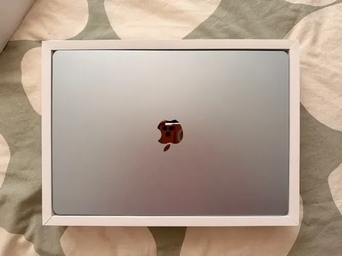 Macbook Air M4 15 pol skyblue