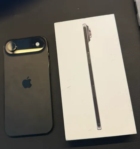 iPhone 17 Air Preto 256GB - NA GARANTIA