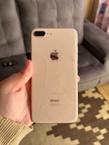 Vendo iPhone 8 Plus