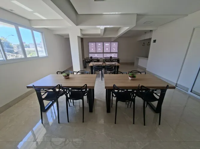 Apartamento com 62m² para locação no bairro Santa Mônica