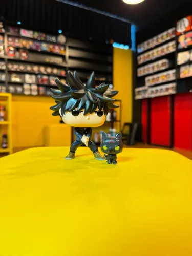 Funko POP Jujutsu Kaiser Megumi Fushiguro W/Divide Dog 1112