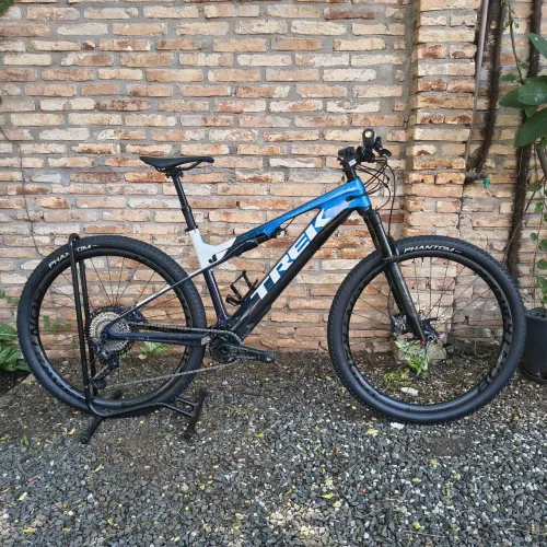Trek E-Caliber - Tamanho L - Carbono - Upgrades 