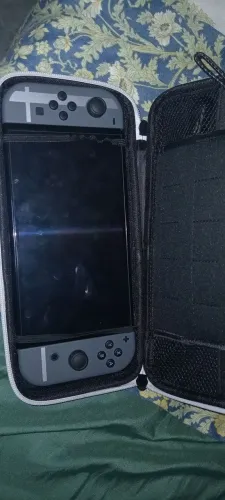Nintendo switch de primeira mão em perfeito estado