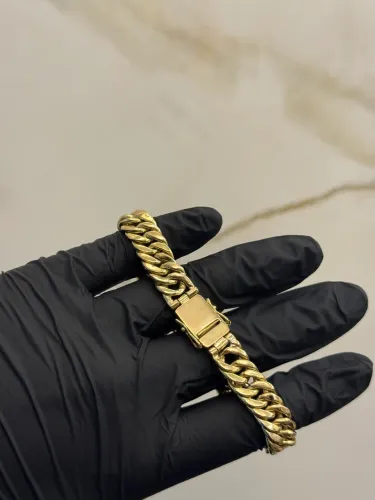Pulseira em ouro 18K