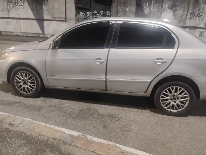 Volkswagen Voyage 1.0/1.0 City MI Total Flex 8V 4P 2012