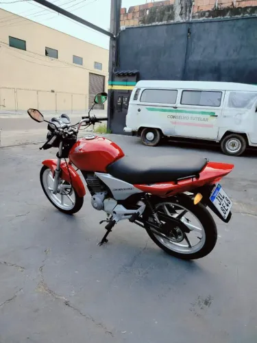 Titan 150 Sport