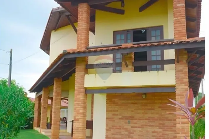 Oportunidade na Zona Leste - Sobrado de 266m² no Condomínio Clube dos 50 R$ 750 Mil