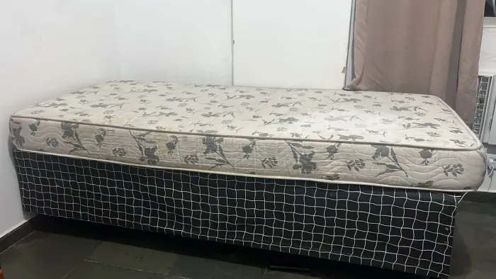 Cama com colchão