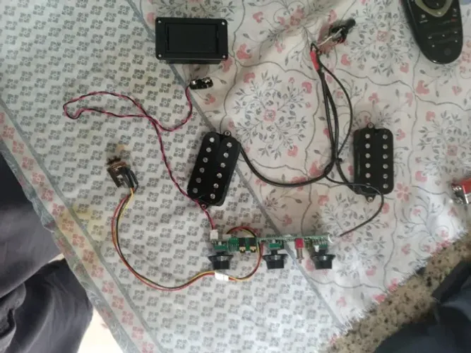 kit captação para guitarra ativo e com efeitos ( drive , delay, saída para fone de ouvido)