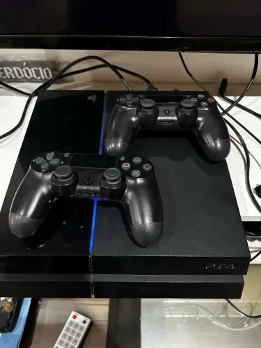 Ps4 novíssimo. pra sair logo