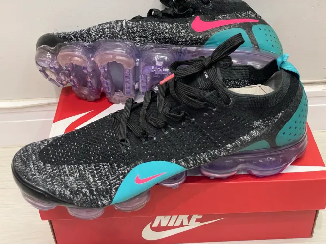 Nike novo na caixa