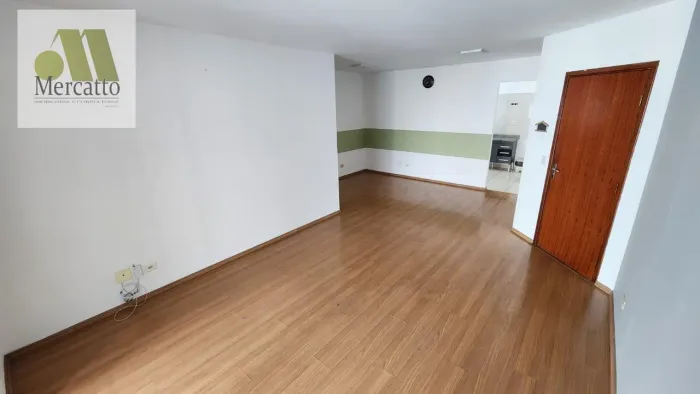 Apartamento em Jardim Maria Rosa - Taboão da Serra
